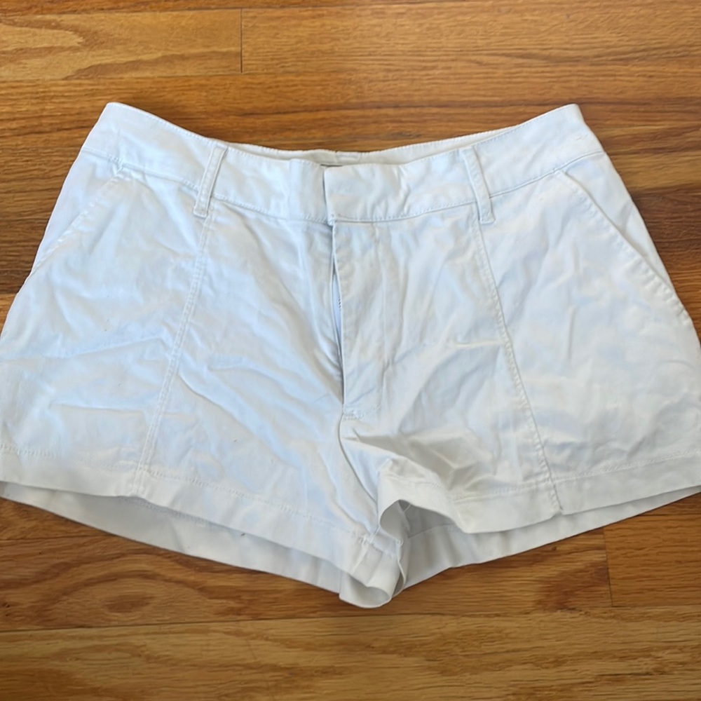 A&F white shorts, size 28
